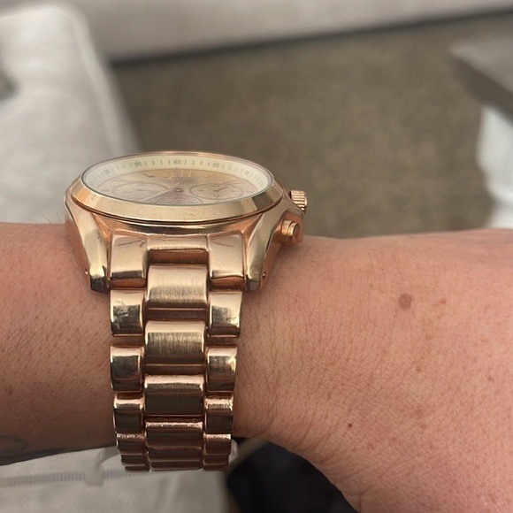 Round Dial Watch
BKE - Picture 3 of 6